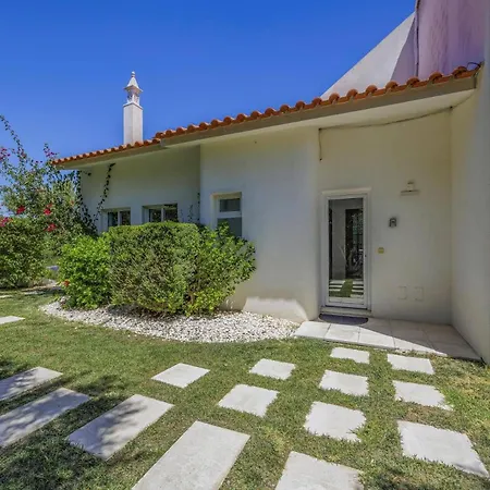 Alfarrobeira By Lagoa (Algarve)