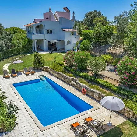 Alfarrobeira By Villa