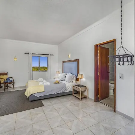 Alfarrobeira By Villa